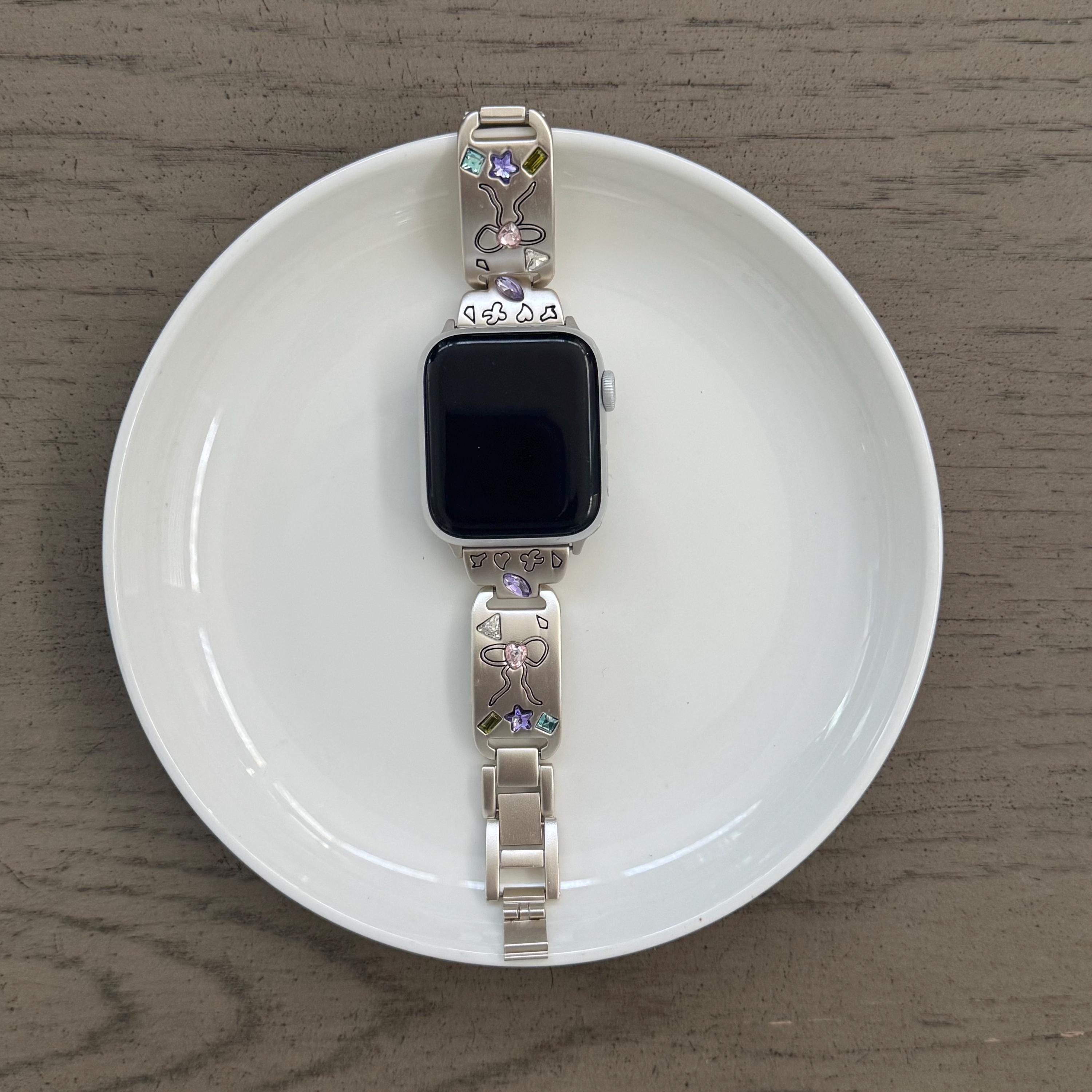 Ribbon Stainless Steel Apple Watch Band